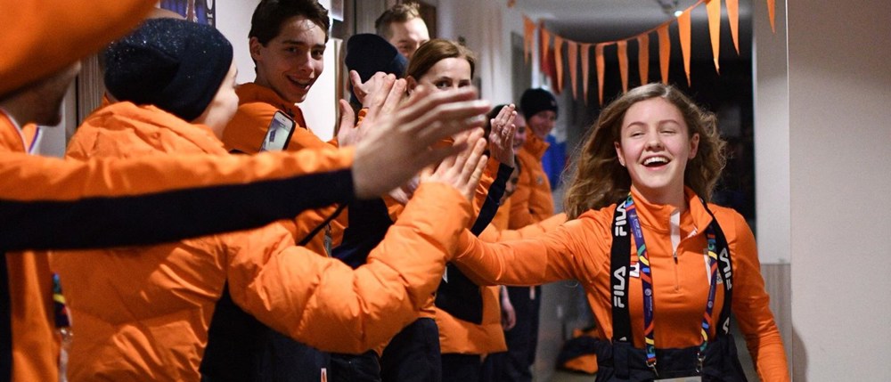 190211 Michelle Velzeboer huldiging team3.jpg